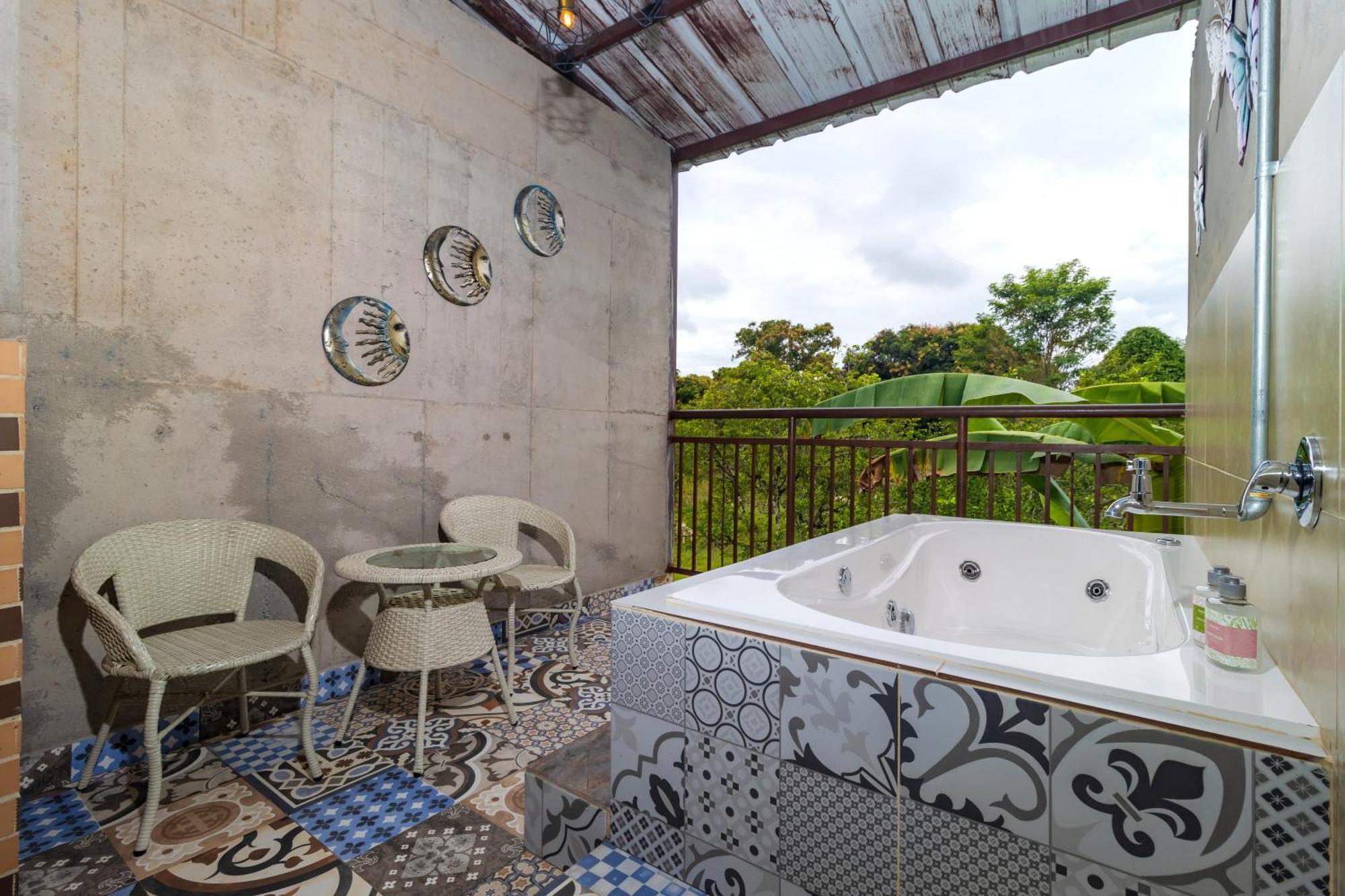 Nq Hotel Orinoquia Granja Campo Alegre المظهر الخارجي الصورة