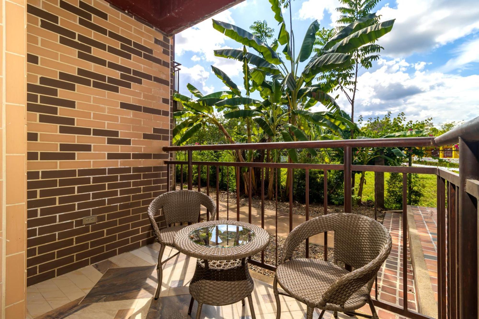 Nq Hotel Orinoquia Granja Campo Alegre المظهر الخارجي الصورة